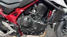 Honda CB750 Hornet (25MY)